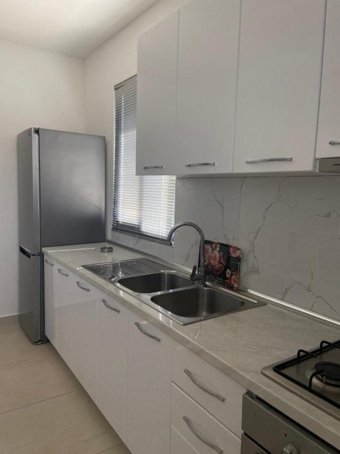 Apartment Sun Roll Baks-Rrjoll Εξωτερικό φωτογραφία