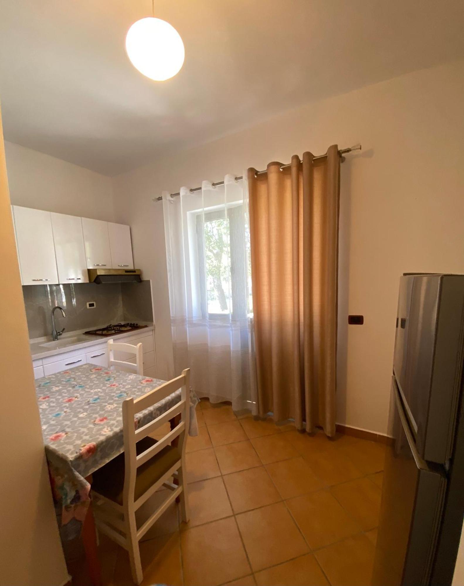 Apartment Sun Roll Baks-Rrjoll Εξωτερικό φωτογραφία