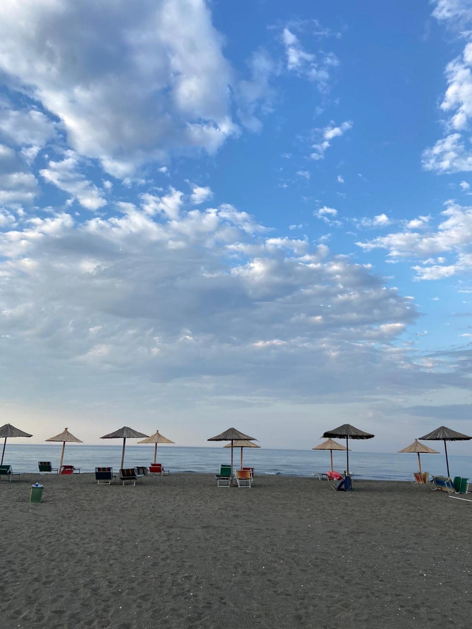 Apartment Sun Roll Baks-Rrjoll Εξωτερικό φωτογραφία